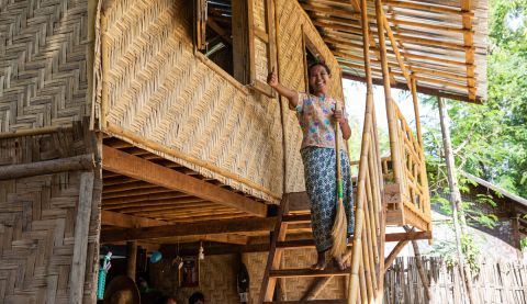 Woman giving a thumbs up