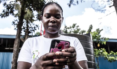 Women use technology to increase access to justice and support for GBV survivors. The SMS platform operates 24 hours a day, text messages are received by trained volunteers, including paralegals and health workers