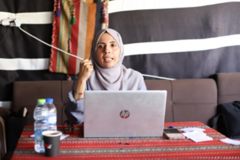 Asmaa at work. Photo: ActionAid/Wattan Media Network